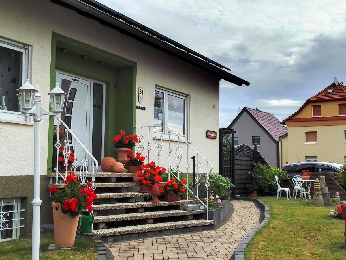 Apartamento Haus Heidrun Dolgesheim Exterior foto